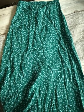 NWOT Reformation Bea Emerald Green Floral Midi Skirt